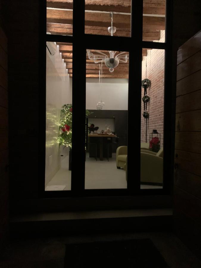 Al Pozzo Di Luce Venezia Suites Exteriör bild