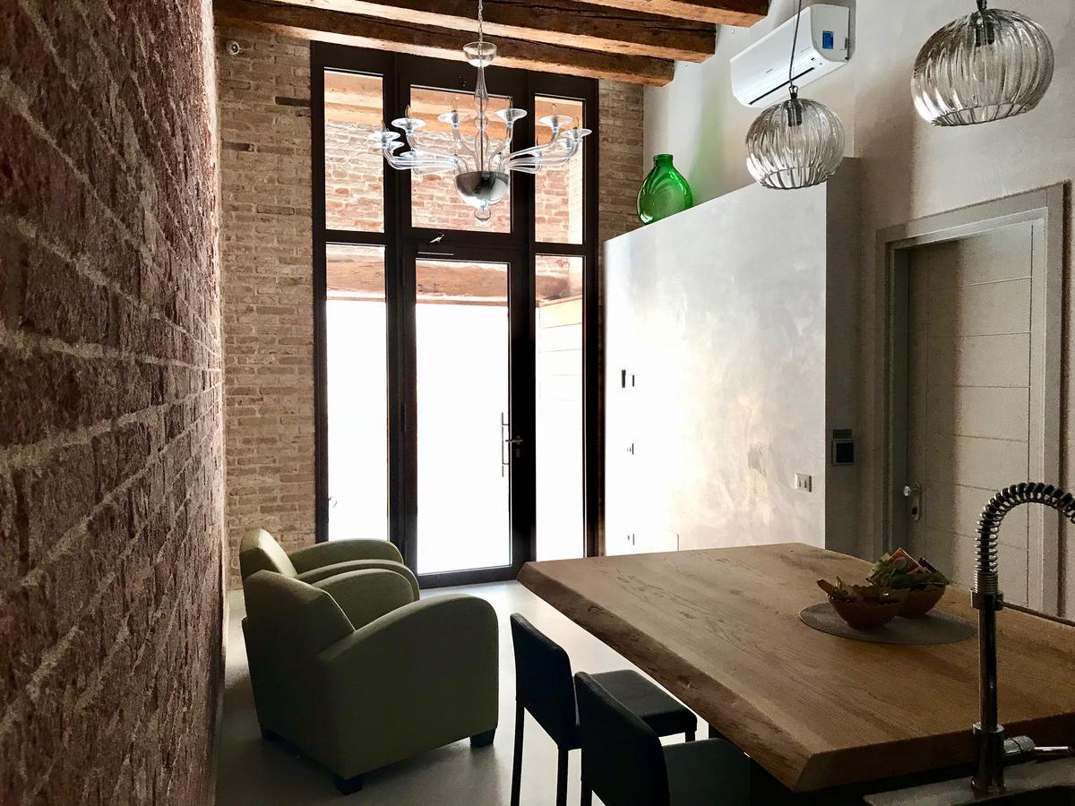 Al Pozzo Di Luce Venezia Suites Exteriör bild